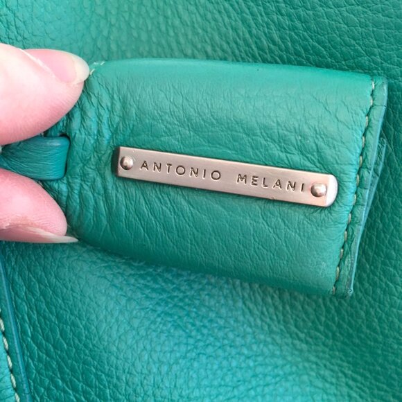 Antonio Milani Carry-All Leather Hobo - Picture 5 of 13